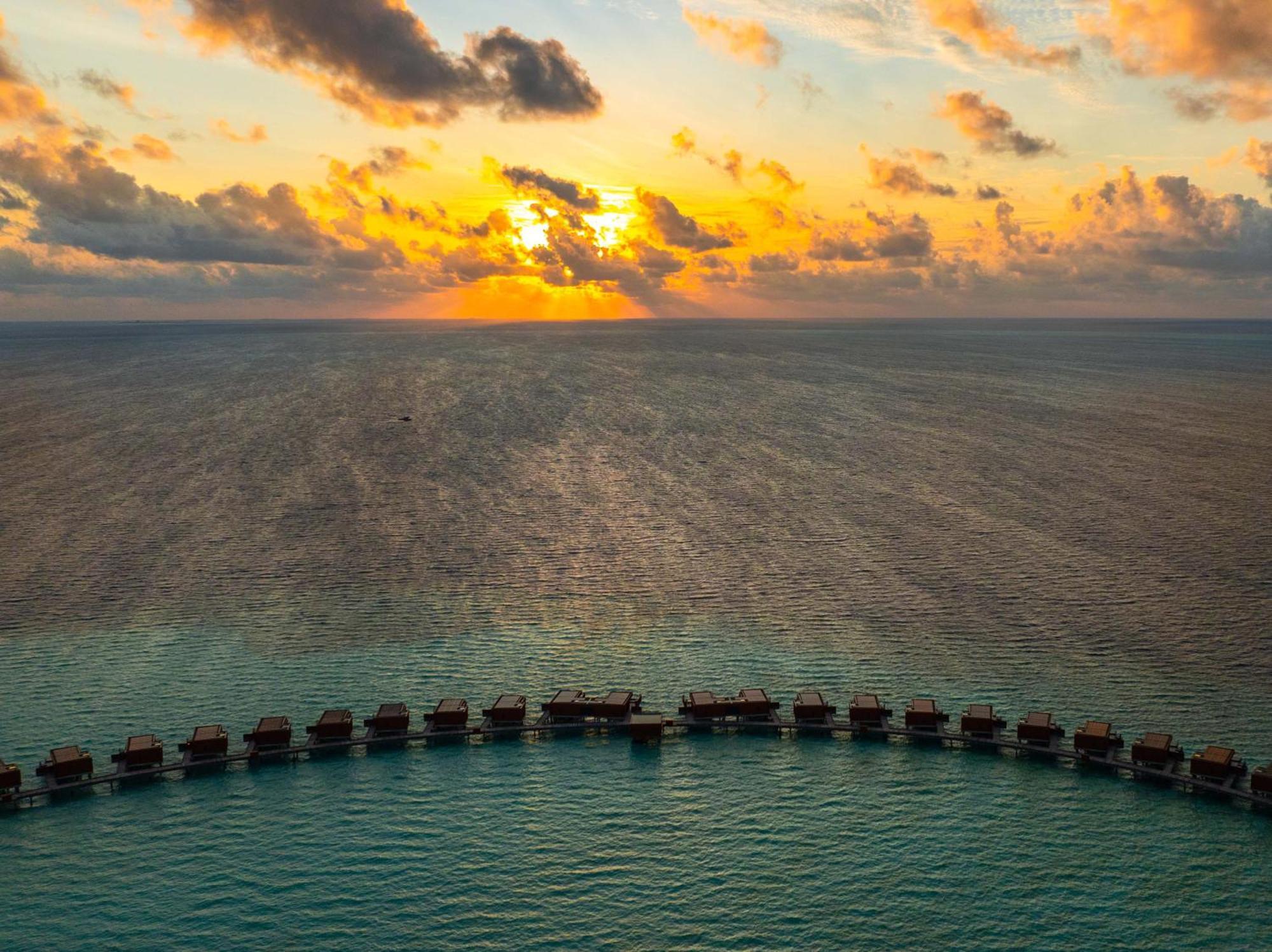 Veligandu Maldives Resort Island Rasdhoo Esterno foto